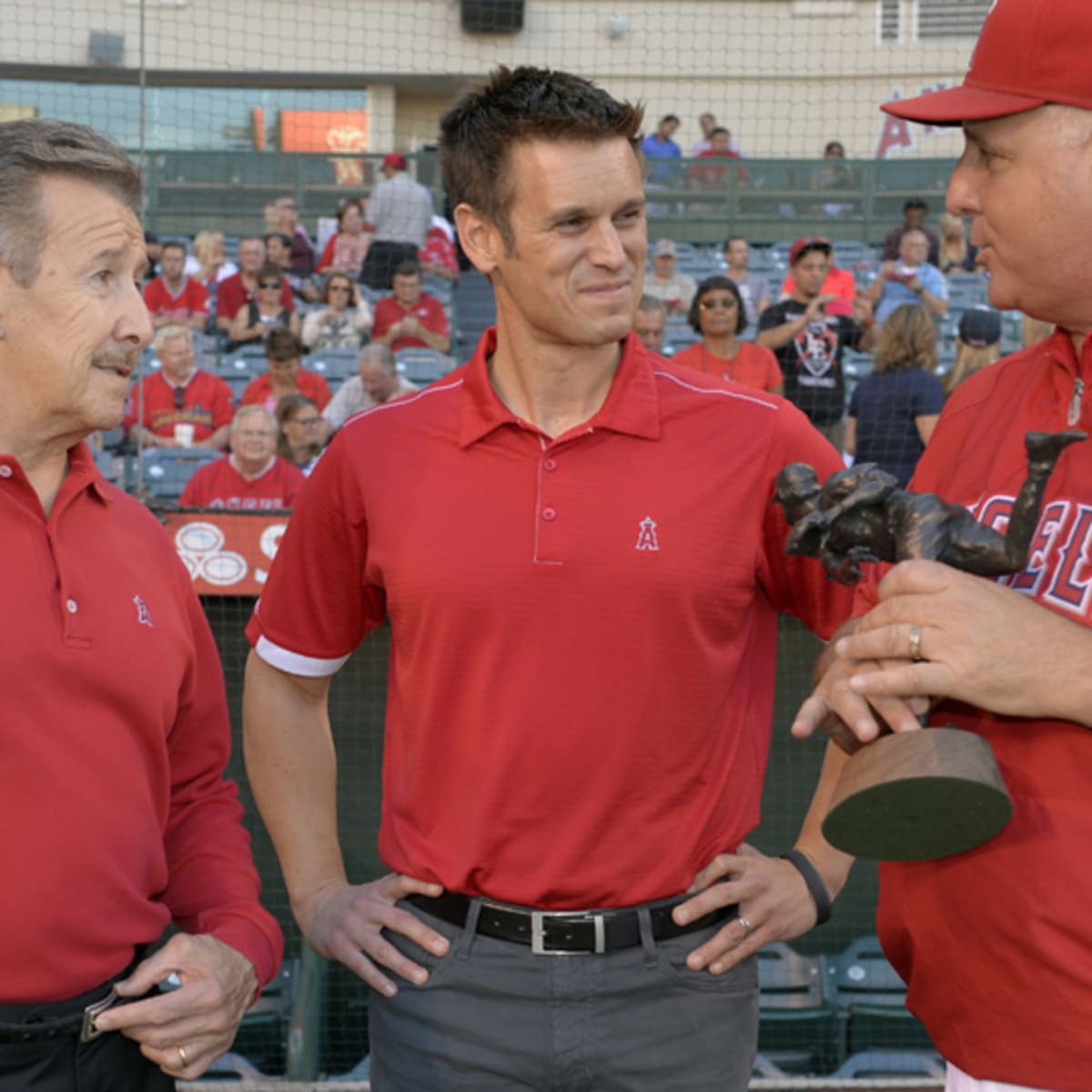 Angels exchange salary figures with Garrett Richards, Kole Calhoun