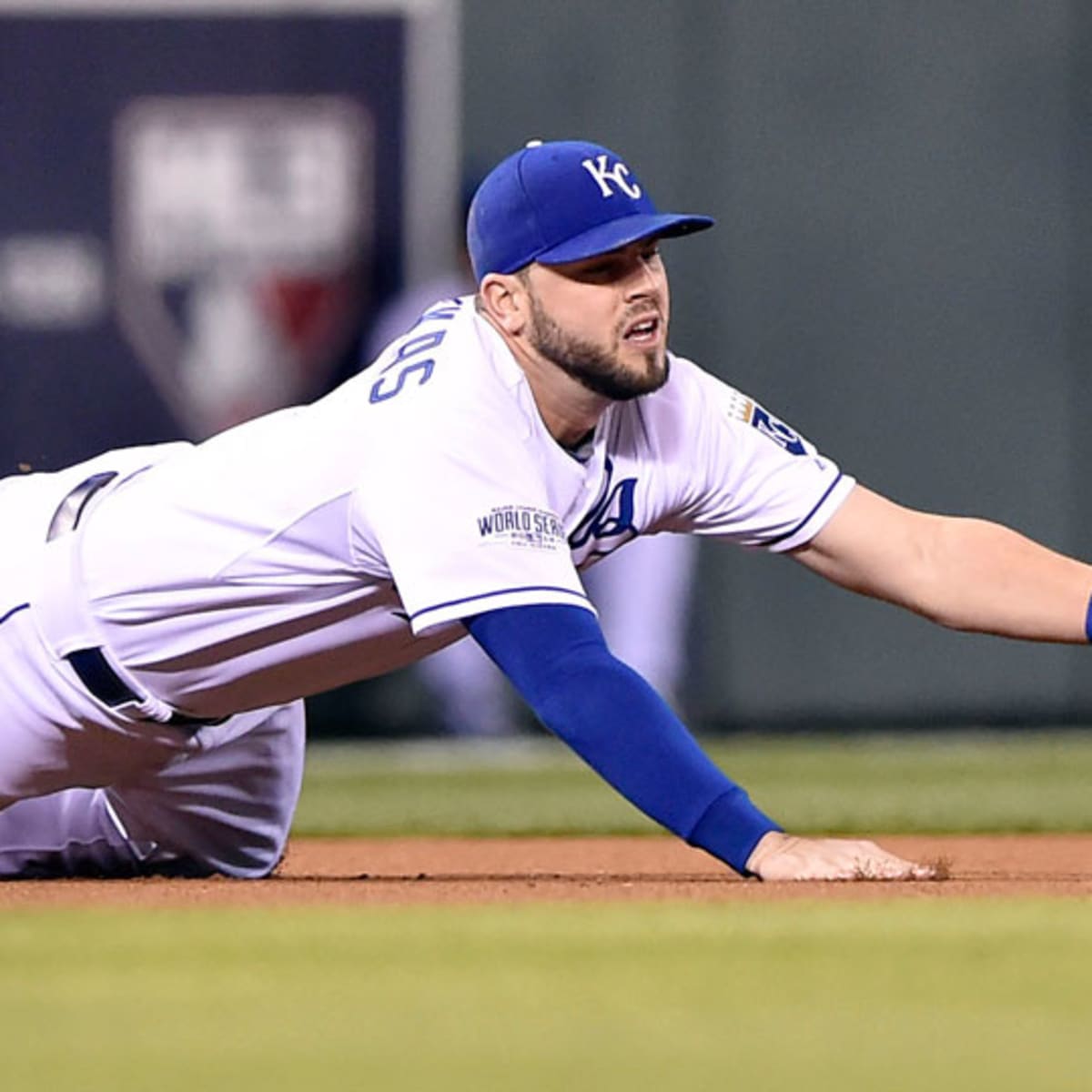 Kansas City Royals: Mike Moustakas is proving worthy of big contract