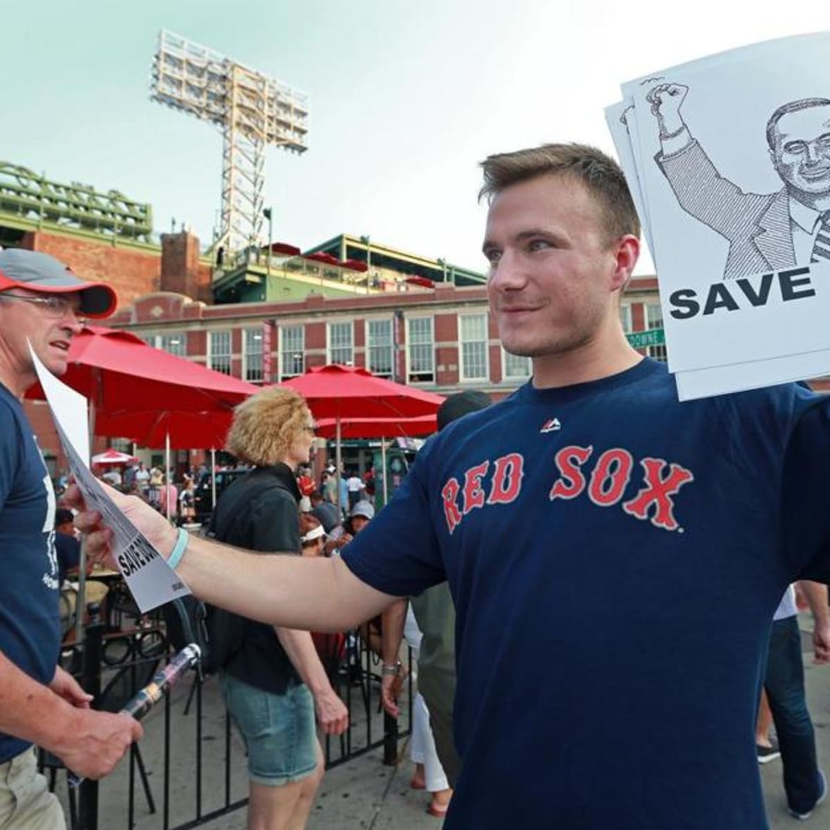 Ouster of Don Orsillo, Beloved TV Announcer, Fuels a Red Sox Firestorm -  The New York Times