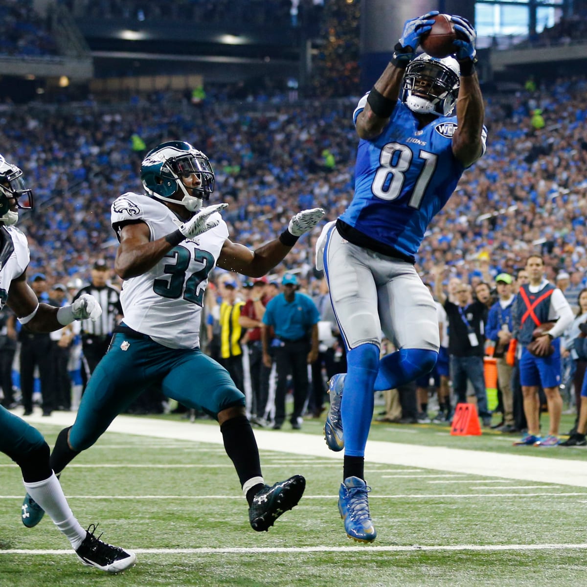 Thanksgiving grades: Detroit Lions nearly perfect vs. Eagles