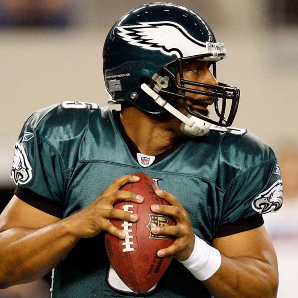 Warren Moon would 'love' to see Donovan McNabb in Hall of Fame - Sports  Illustrated