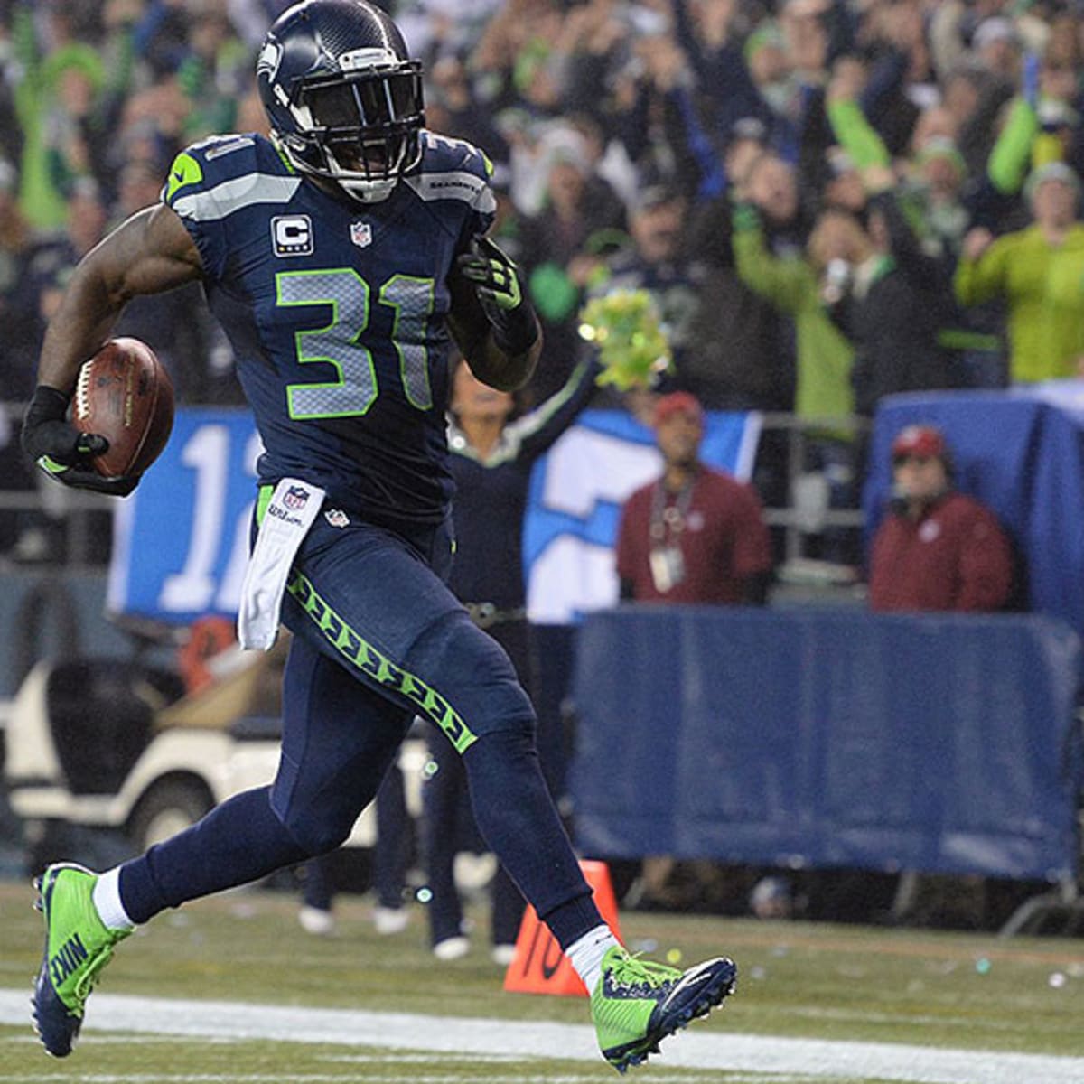 Seattle's Kam Chancellor ends holdout and reports