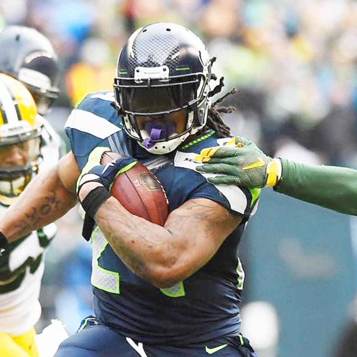 Seahawks running back Marshawn Lynch could face $100,000 fine for