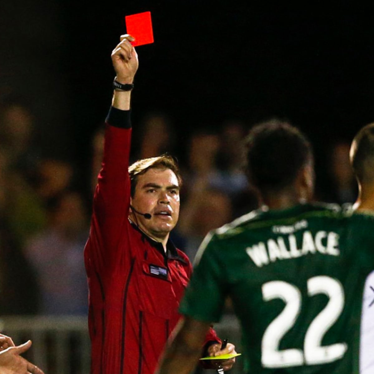 Clint Dempsey rips up referee's notebook; Sounders finish with 7