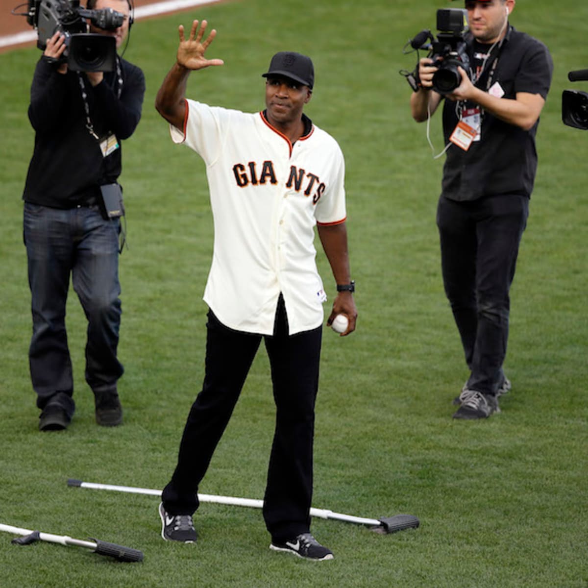 How Barry Bonds Became Obsessed With Cycling - InsideHook