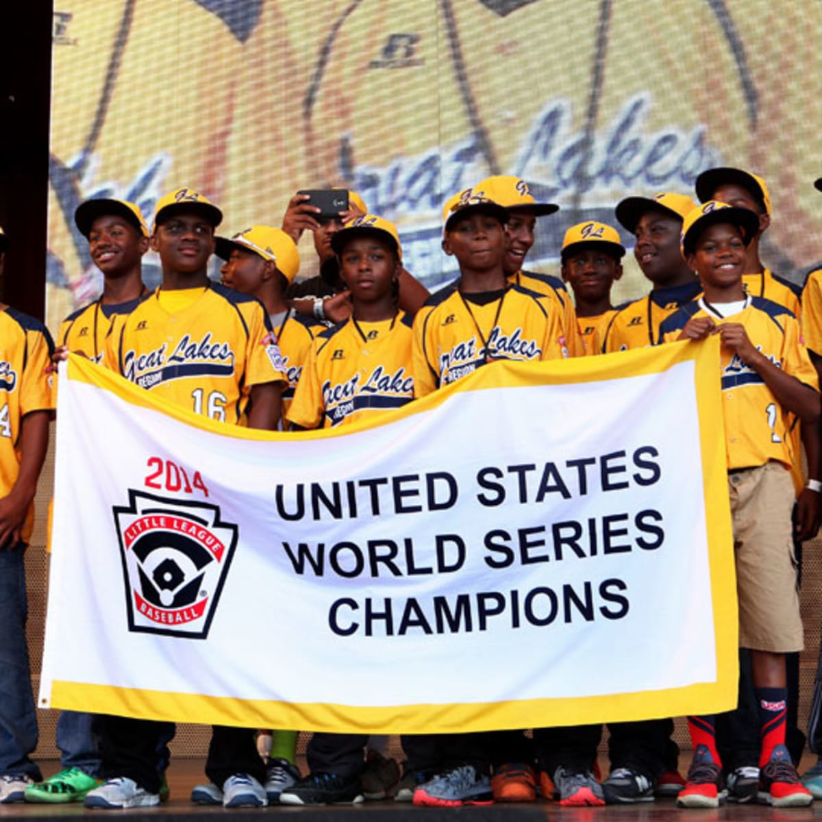 Little League strips United States title from Chicago Jackie Robinson West