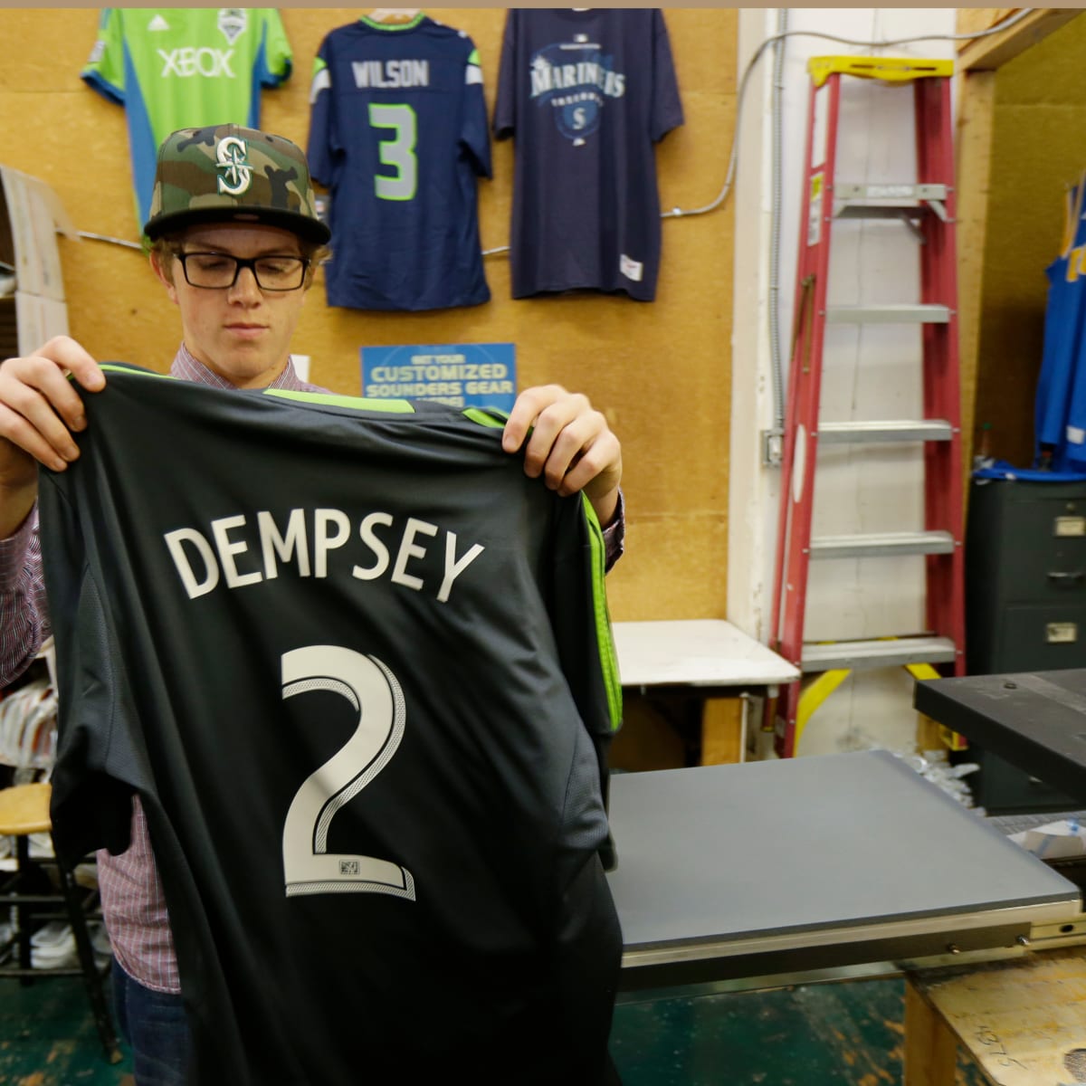 Three Sounders rank among Top 10 MLS jersey sales