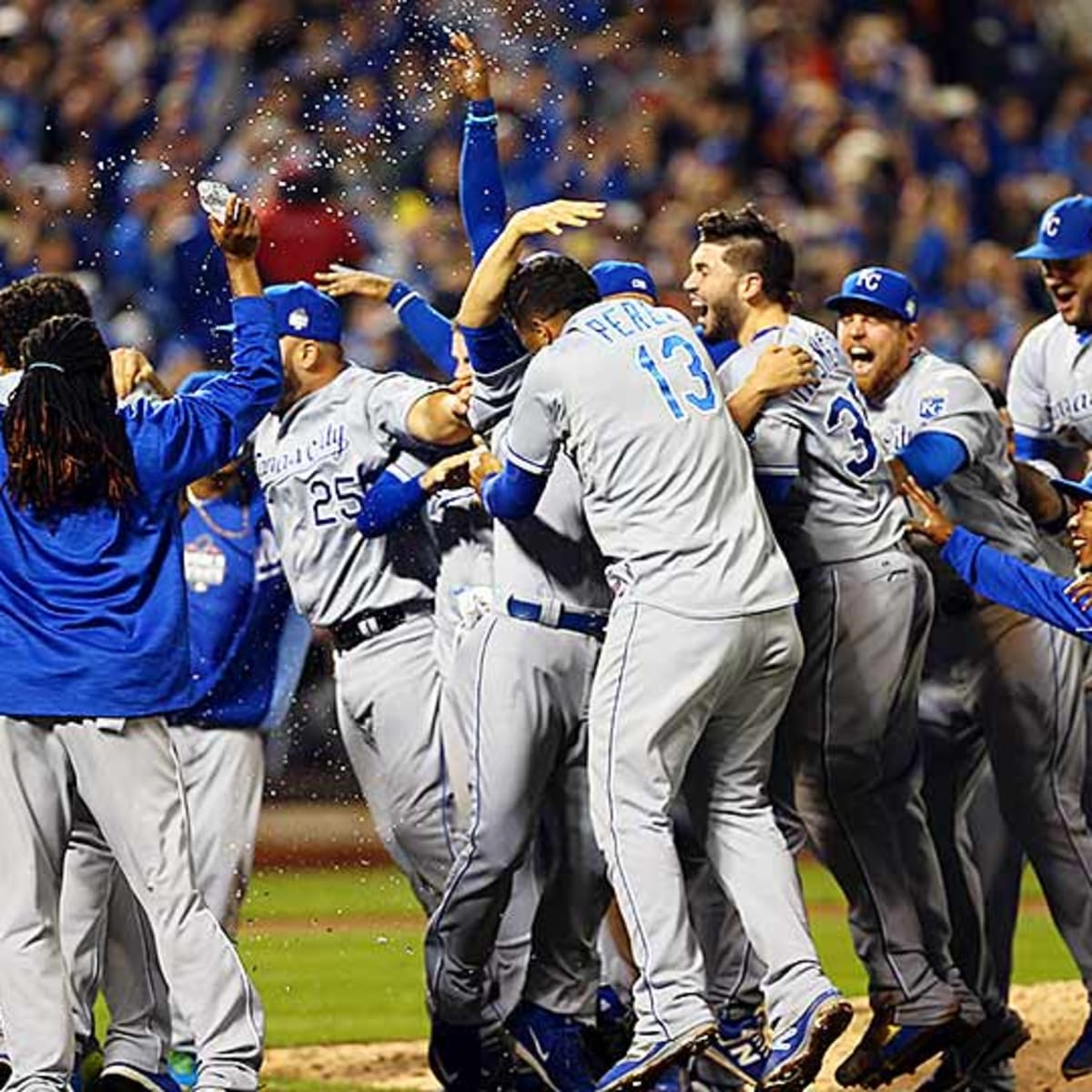 White Knuckling - Kansas City Royals Beat San Diego Padres