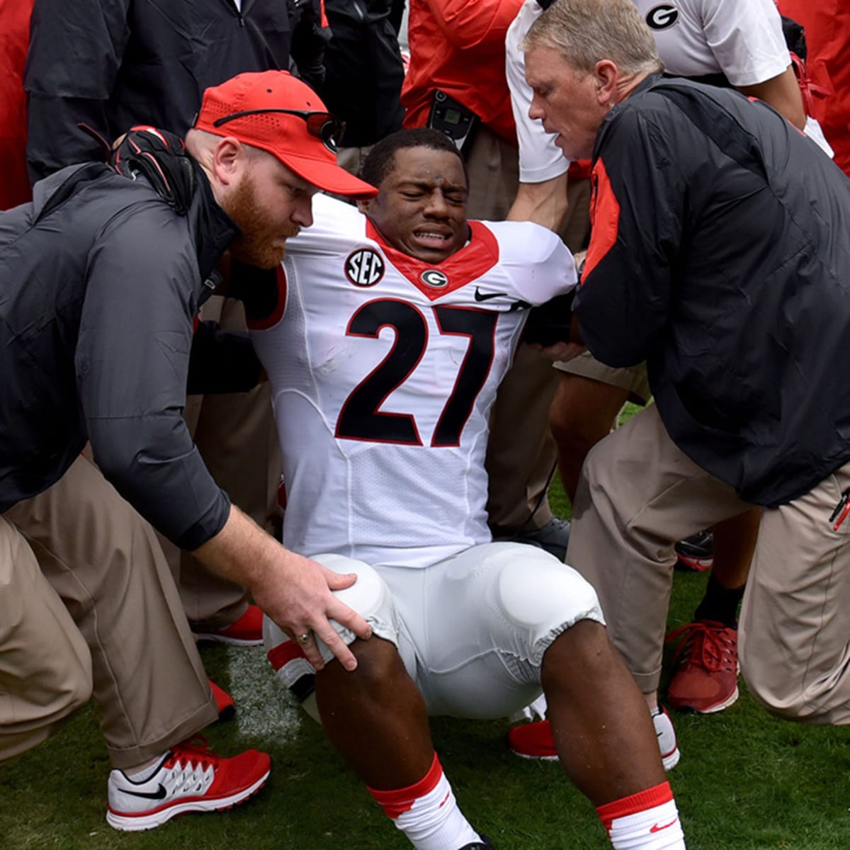 Browns star RB Nick Chubb undergoes knee surgery, will need 2nd operation  to repair torn ligament – FOX21 News Colorado