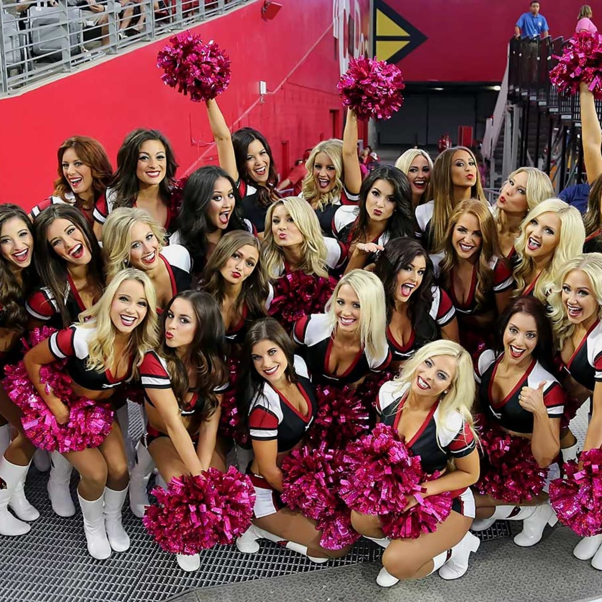 NFL Cheerleaders: Week 4 - Sports Illustrated