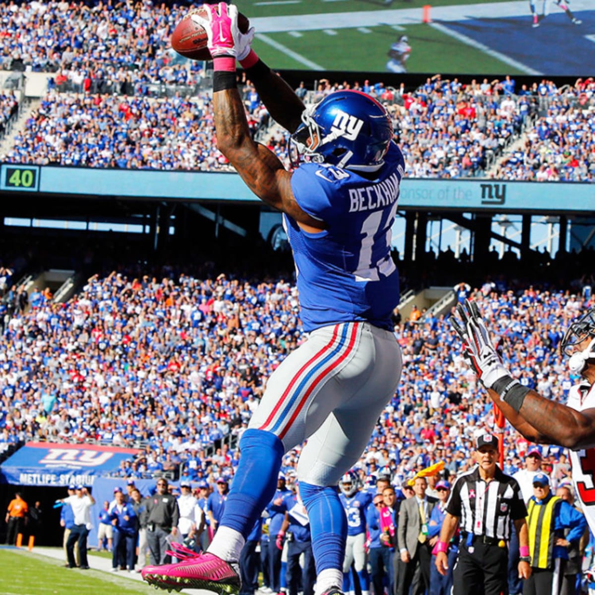 Giants' Odell Beckham signs jersey for young fan (video) - Sports  Illustrated