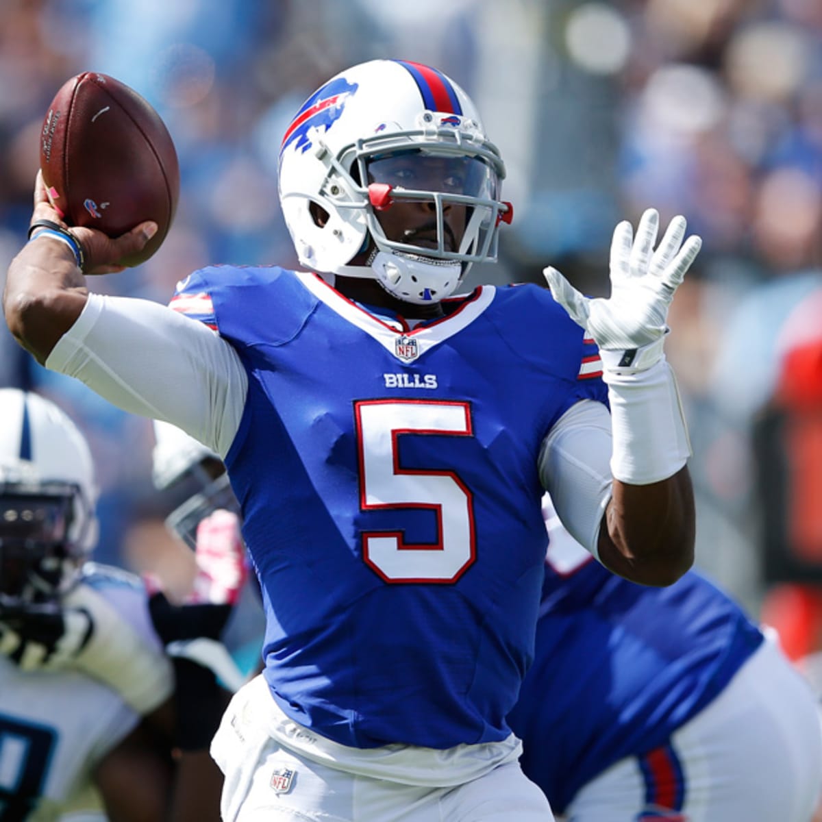 Buffalo Bills: Tyrod Taylor injured MCL, could miss multiple games - Sports  Illustrated