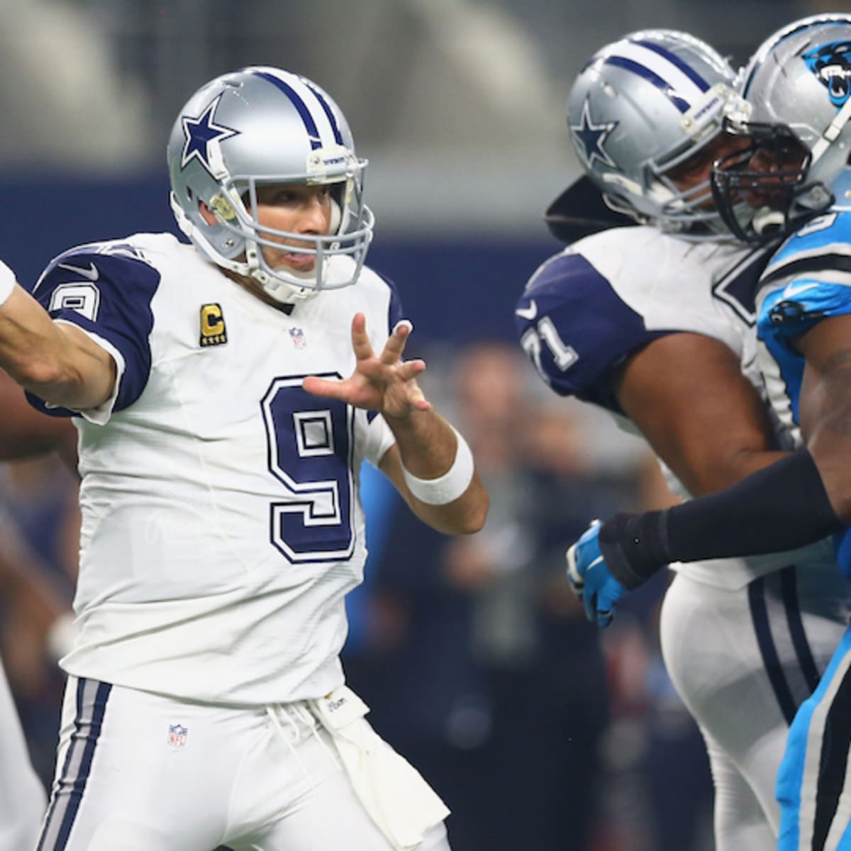 Romo Sacked & Injures Clavicle, Panthers vs. Cowboys