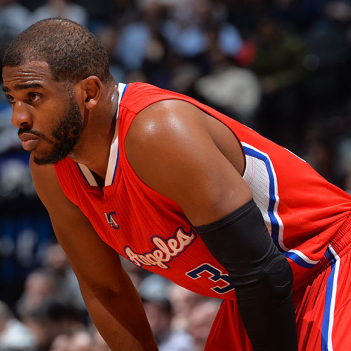 Chris Paul criticizes NBA ref Lauren Holtkamp: 'This might not be for her'  
