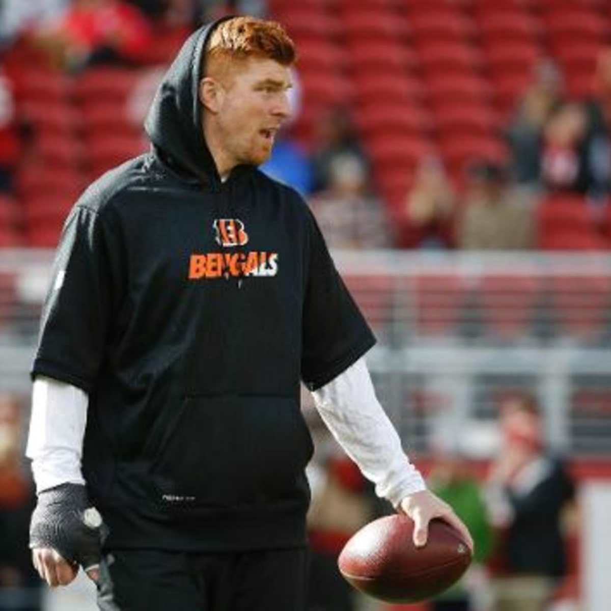 Andy Dalton headed to locker room with thumb injury - NBC Sports