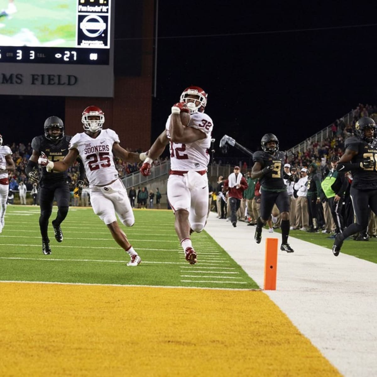 Running back Samaje Perine and running back Joe Mixon of the Oklahoma  News Photo - Getty Images