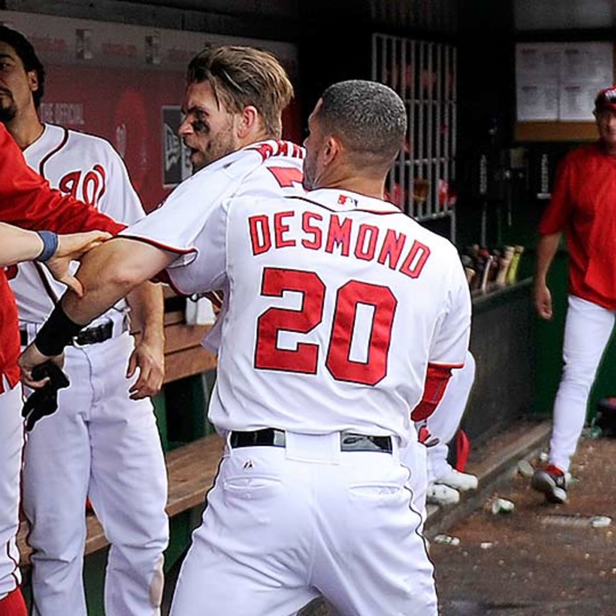 Video: MLB dugout brawl, Washington pitcher Jonathan Papelbon suspended for  fight with teammate Bryce Harper