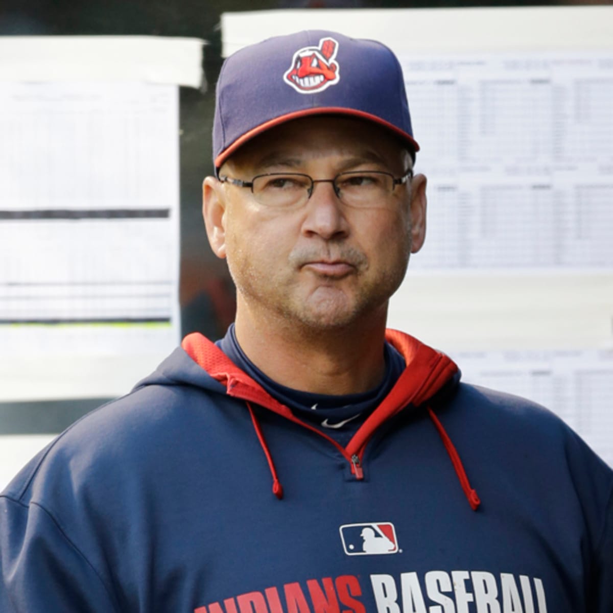 Francona, Red Sox agree to contract extension