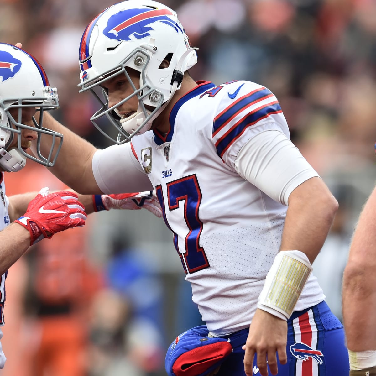 Buffalo Bills blow it late vs. Browns, lose 19-16 in strange game