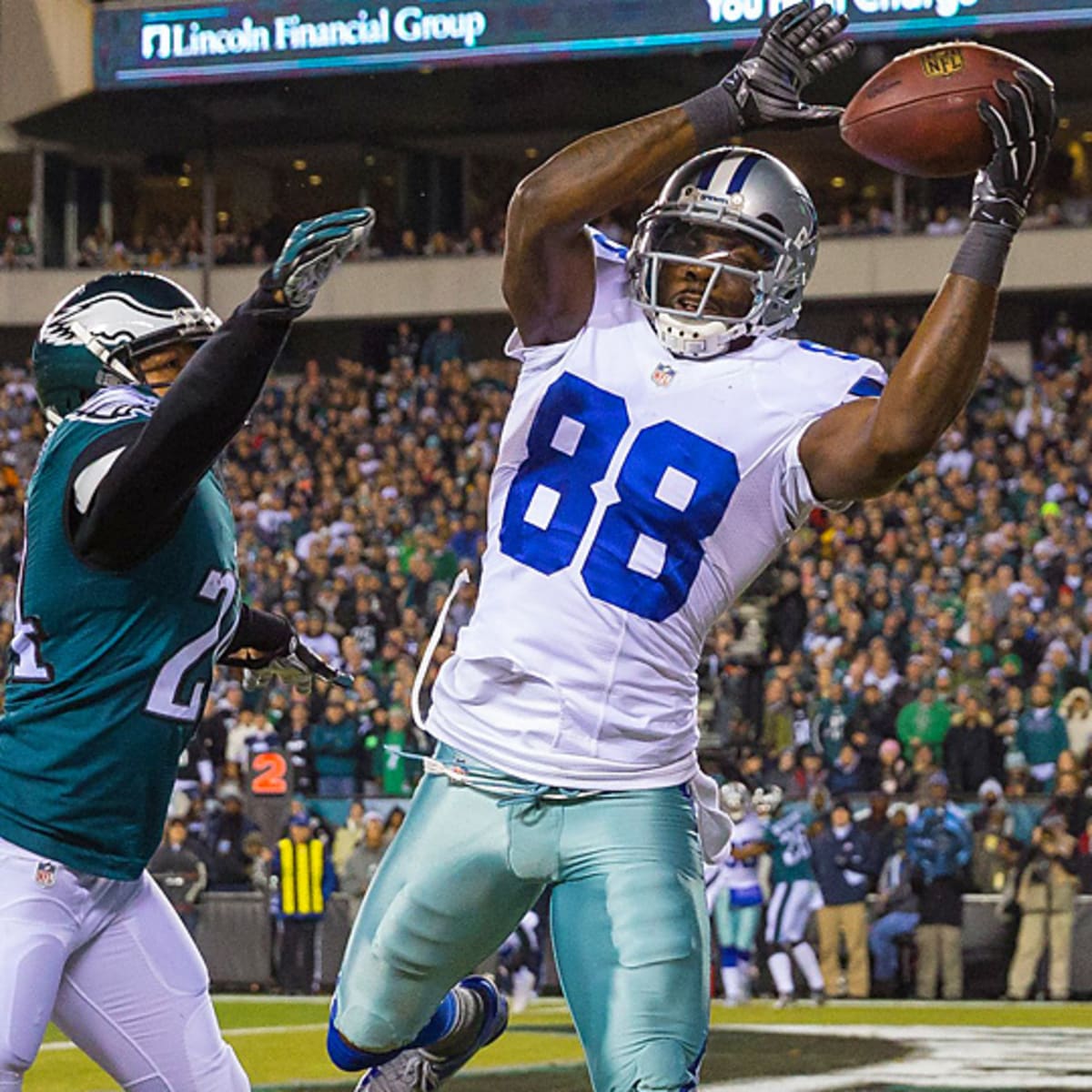 The part of the Cowboys' offense that's in more need of a fix than Dez  Bryant's contract