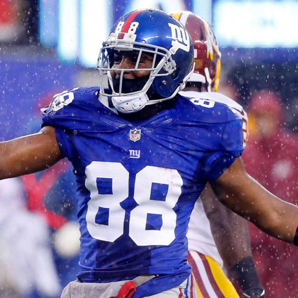 Ex-New York Giant Hakeem Nicks gives back to North Carolina