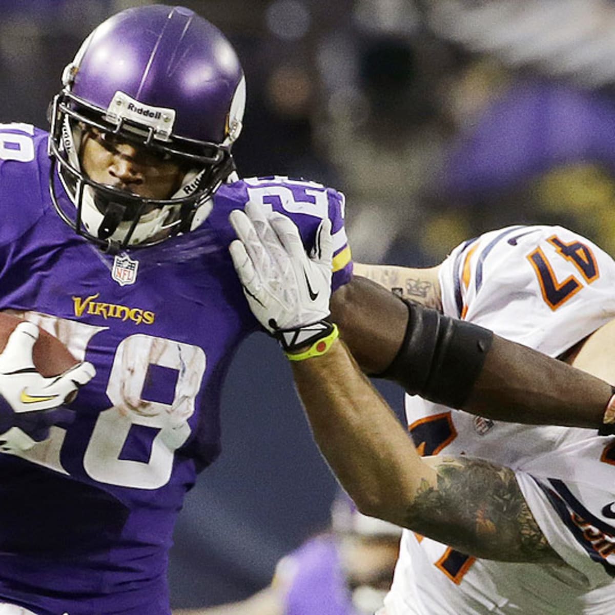 Vikings 'fully expect' Adrian Peterson back in 2015