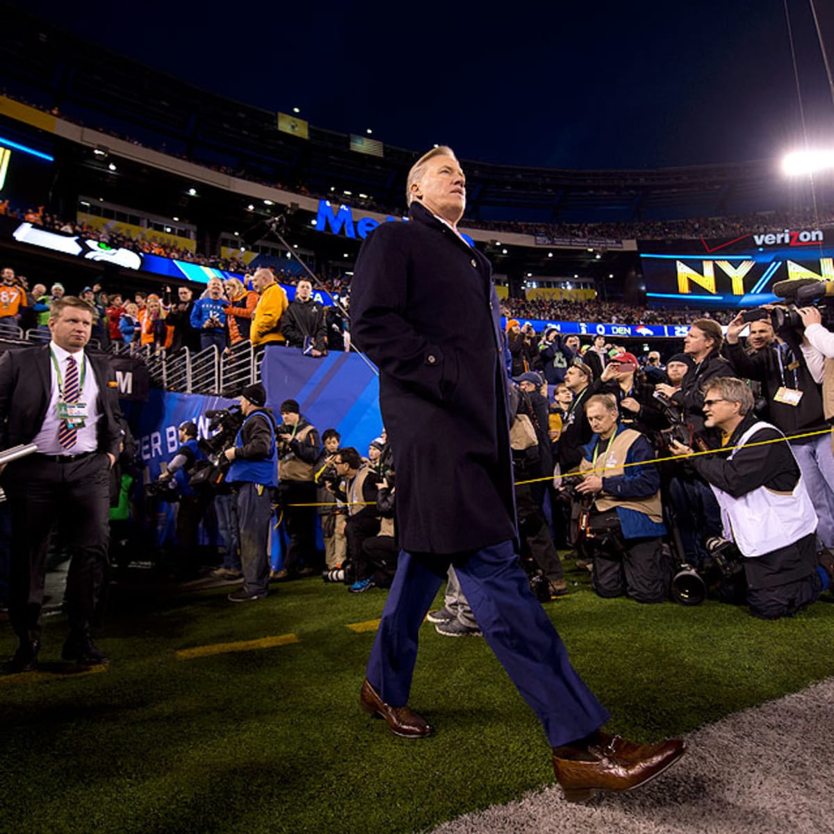 Emotional John Elway cries while discussing Broncos owner