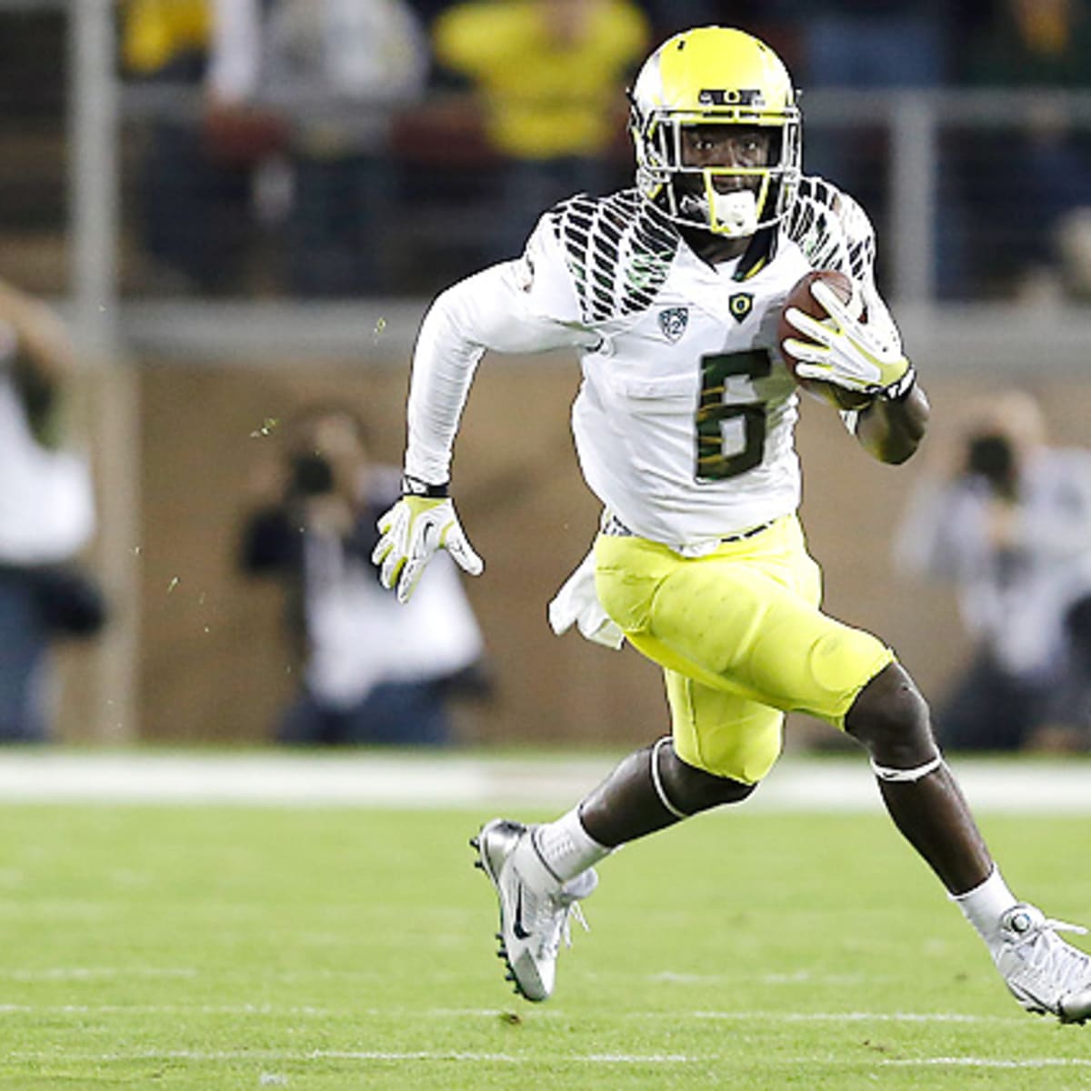 DeAnthony Thomas  College football players, Football helmets