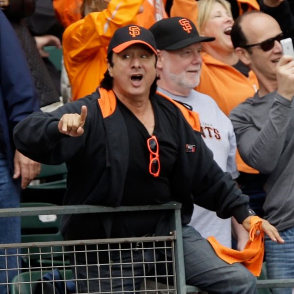 San Francisco Giants fan Steve Perry is not happy with Royals fans' musical  taste - Sports Illustrated