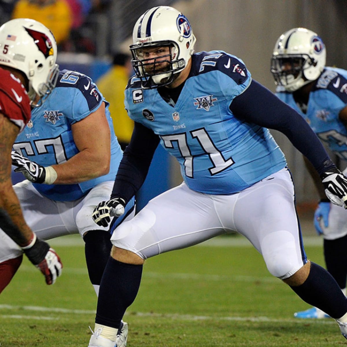 Mountain View grad, Titans tackle Michael Roos retires - The Columbian