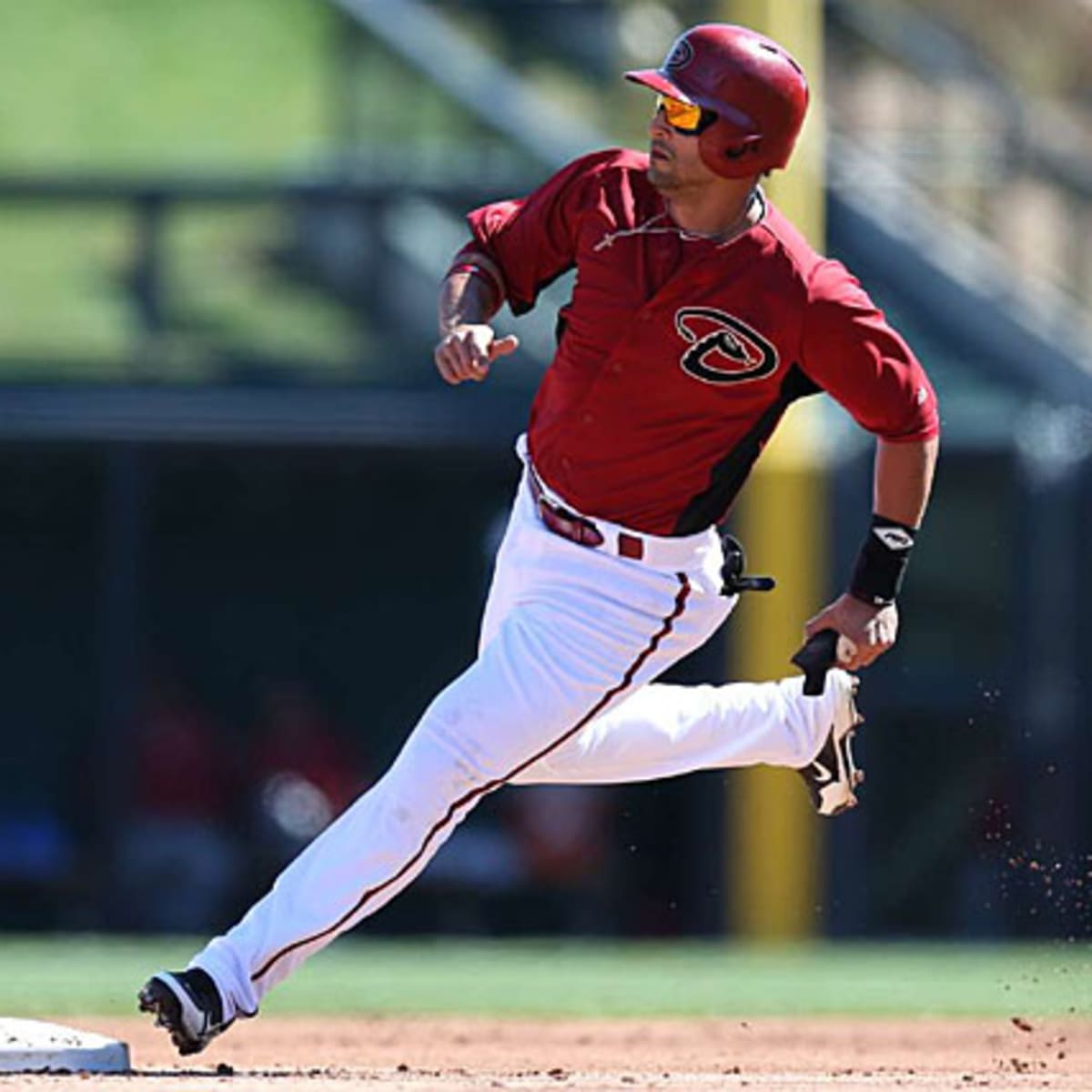 Diamondbacks trade Martin Prado to Yankees