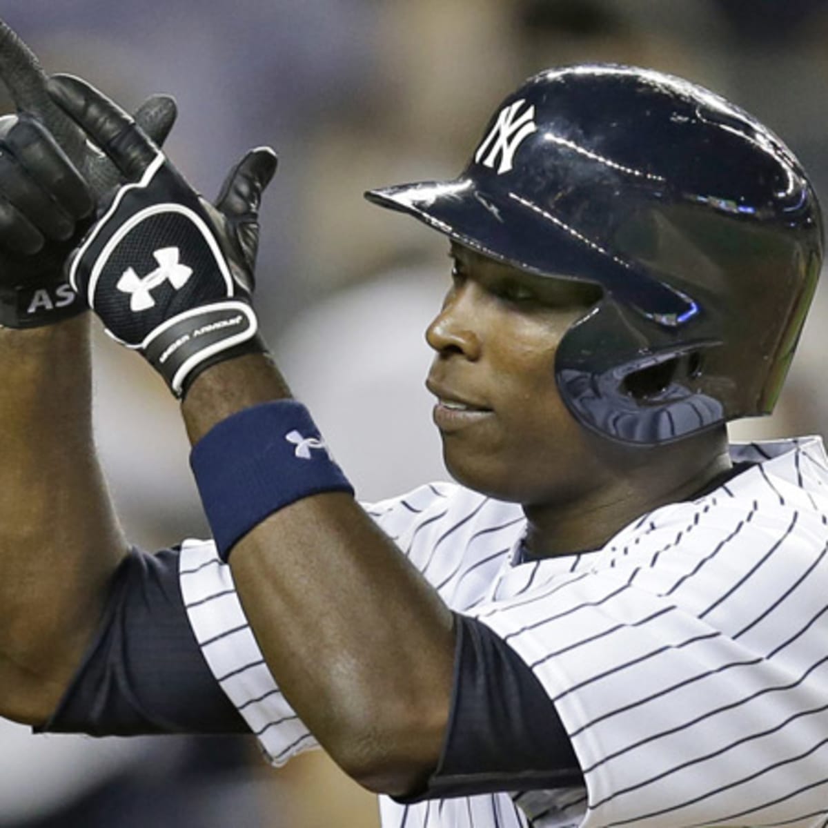 Robinson Cano homers twice in Yankees' win over Blue Jays