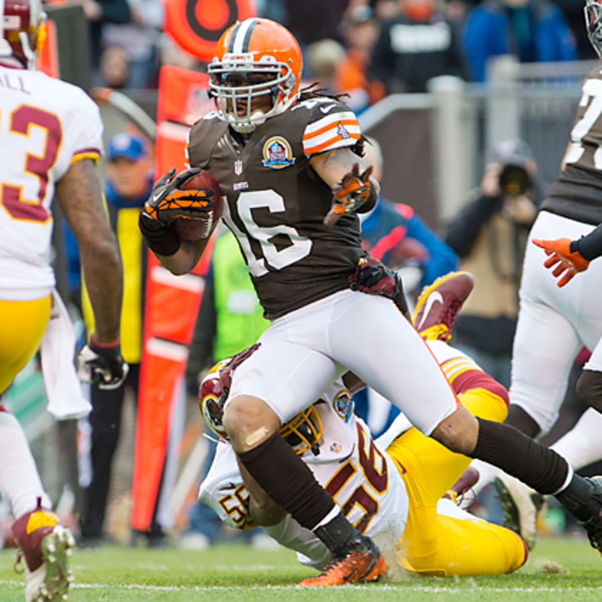 Josh Cribbs signs contract with Raiders 