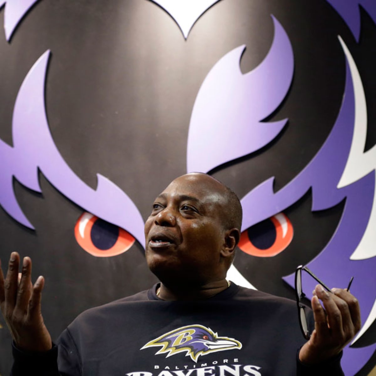 Ozzie Newsome recalls taking Ogden after Browns move