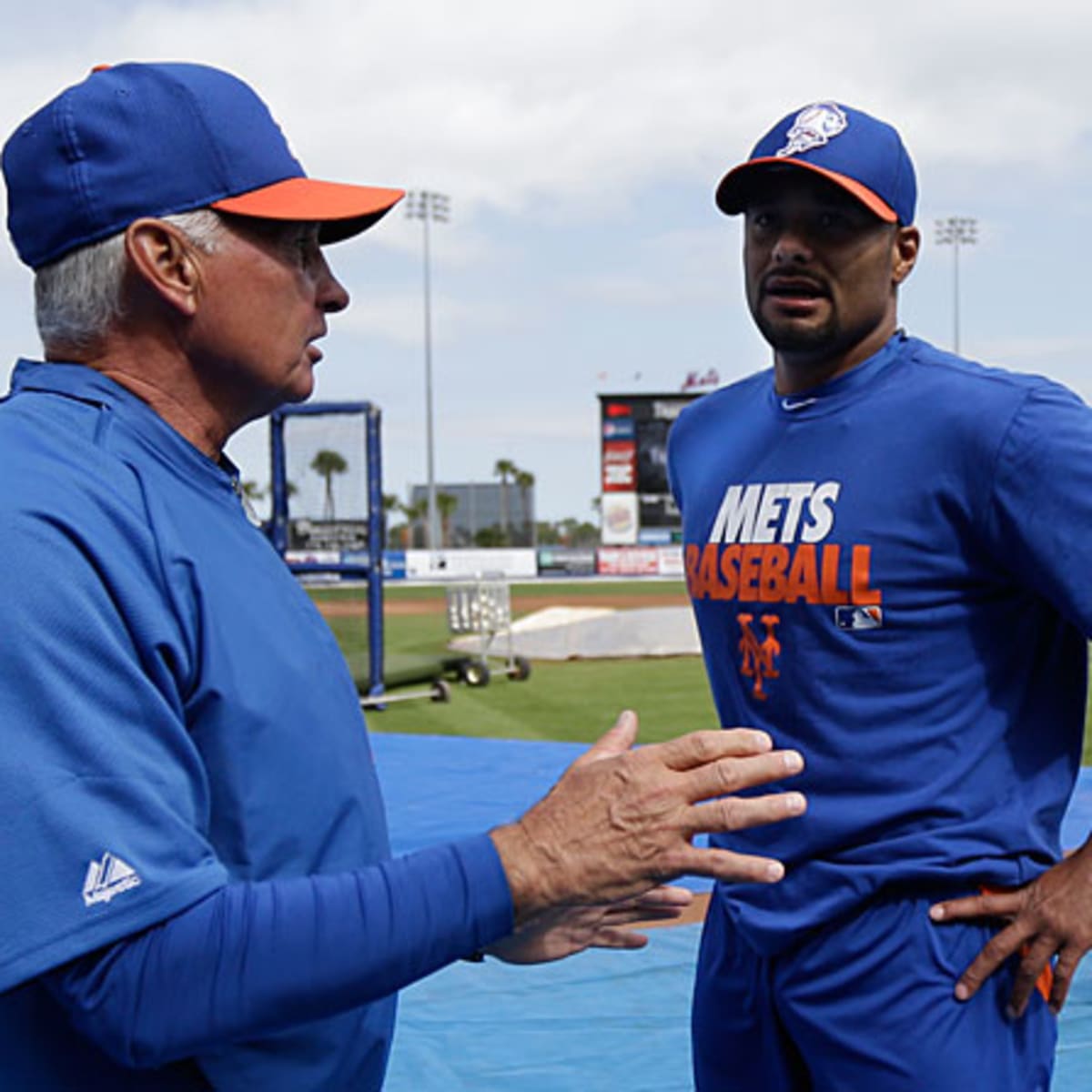 Johan Santana set to return as Mets open against Braves 