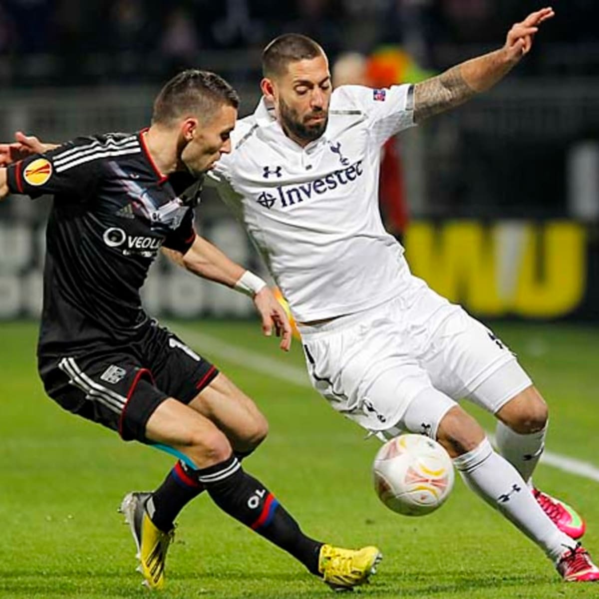 clint dempsey  Clint dempsey, Clint, Tottenham hotspur