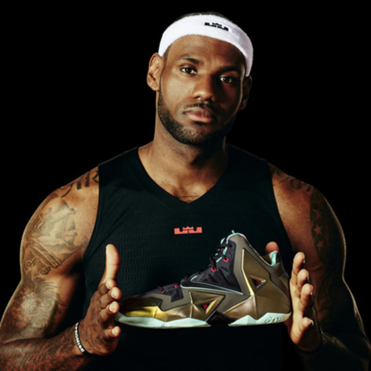 Nike unveils LeBron James' latest signature sneaker, the 'LeBron 12' -  Sports Illustrated