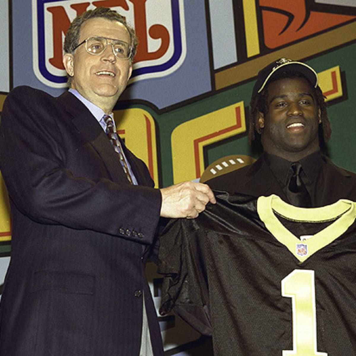 Ranking the 5 Biggest Blockbuster NFL Trades of All Time From Herschel  Walker to Steve Young