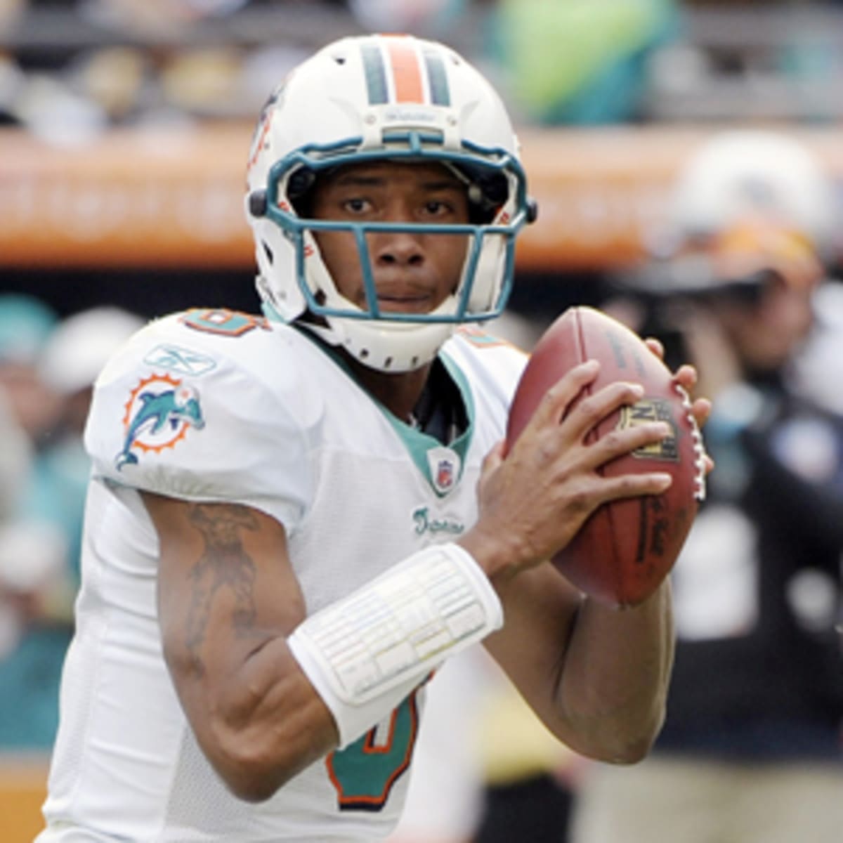 Ex-Dolphins QB Pat White agrees to deal with Redskins