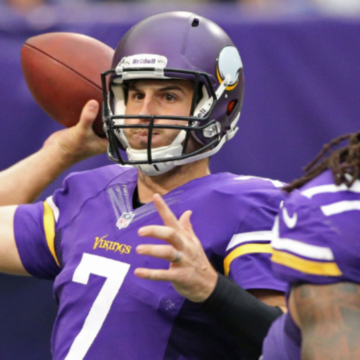 Possible concussion sidelines Vikings' QB Christian Ponder - Sports  Illustrated