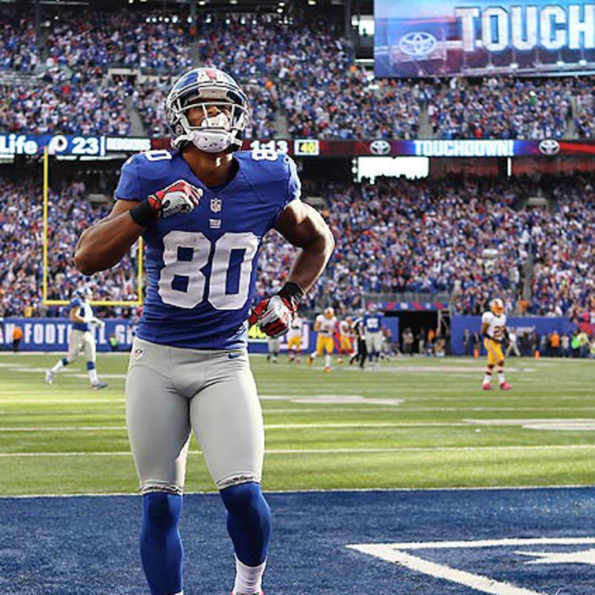 New York Giants' Victor Cruz Reveals His Secret To Staying Sane