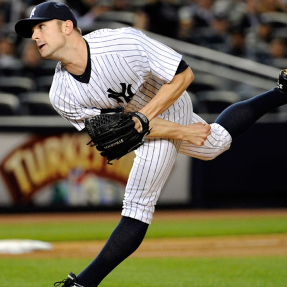 Nova, Cervelli leave Yankees game with injuries