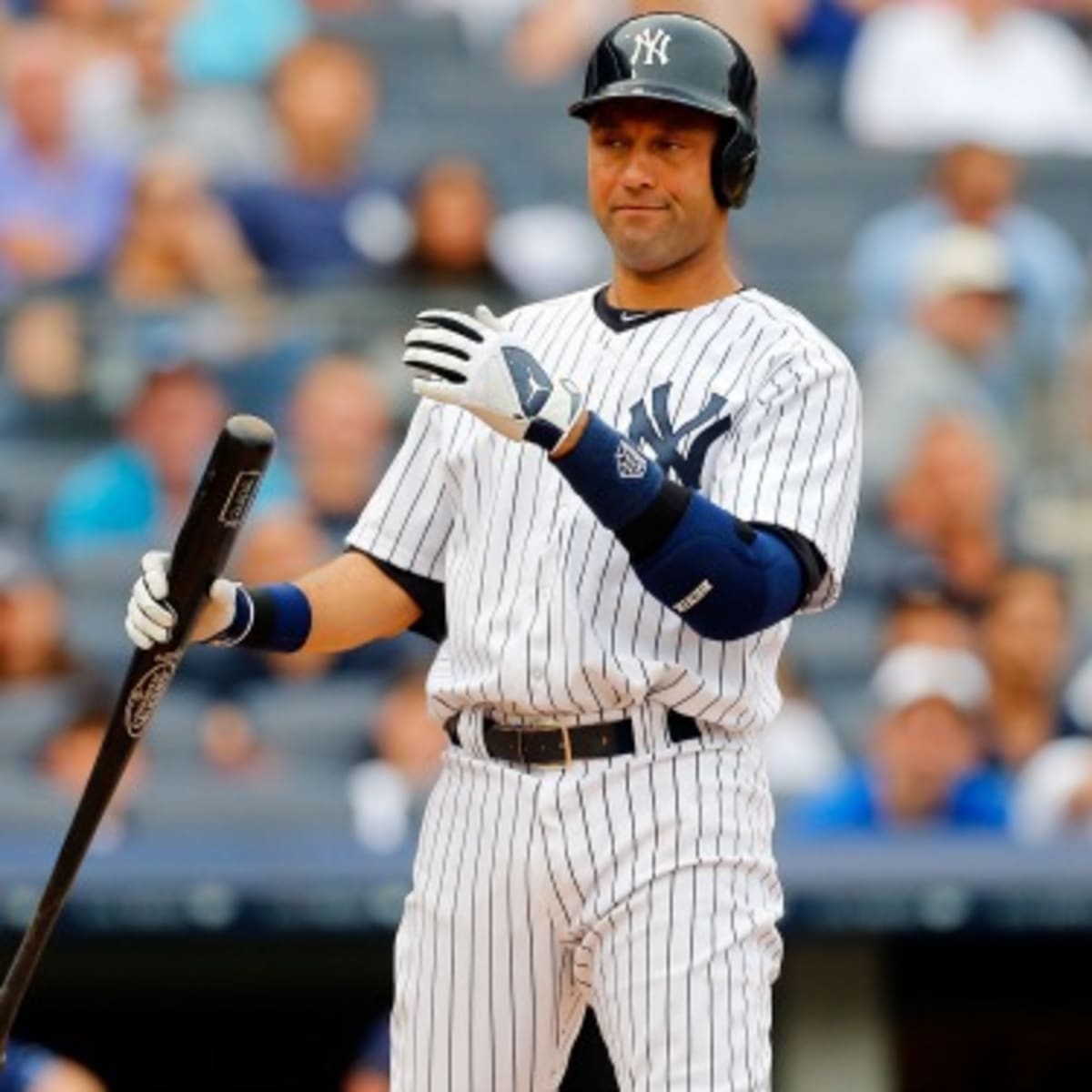 MLB: Jeter has strained calf, return uncertain