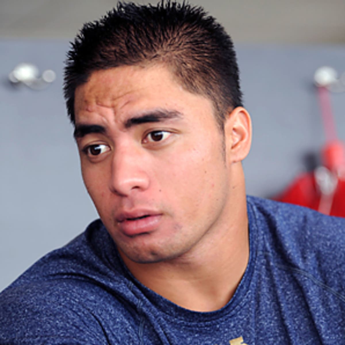 Manti Te'o denies 'faking' girlfriend