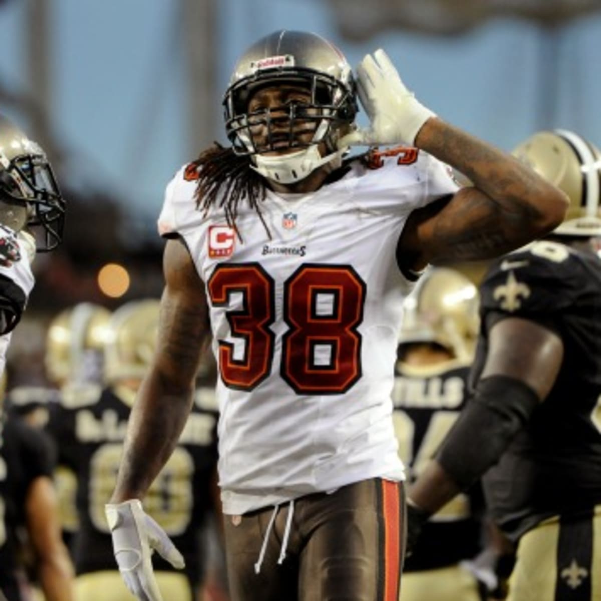 Report: NFL considering suspension for Dashon Goldson - Sports Illustrated