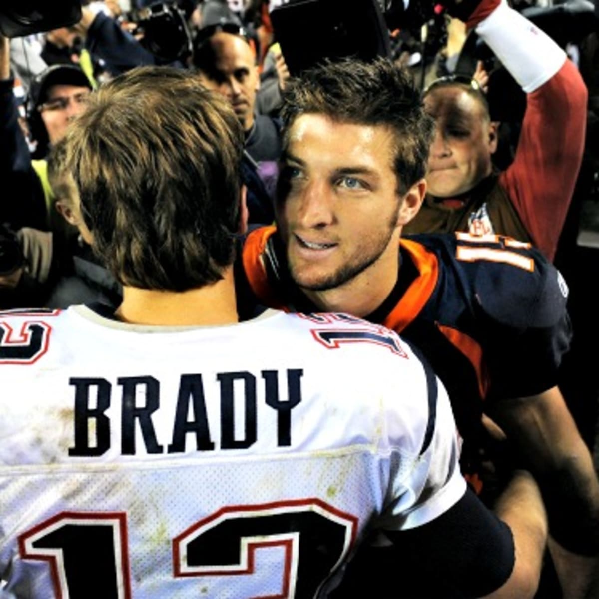 Video: Tom Brady shared concern for Aaron Hernandez with Tim Tebow in 2011  - Sports Illustrated