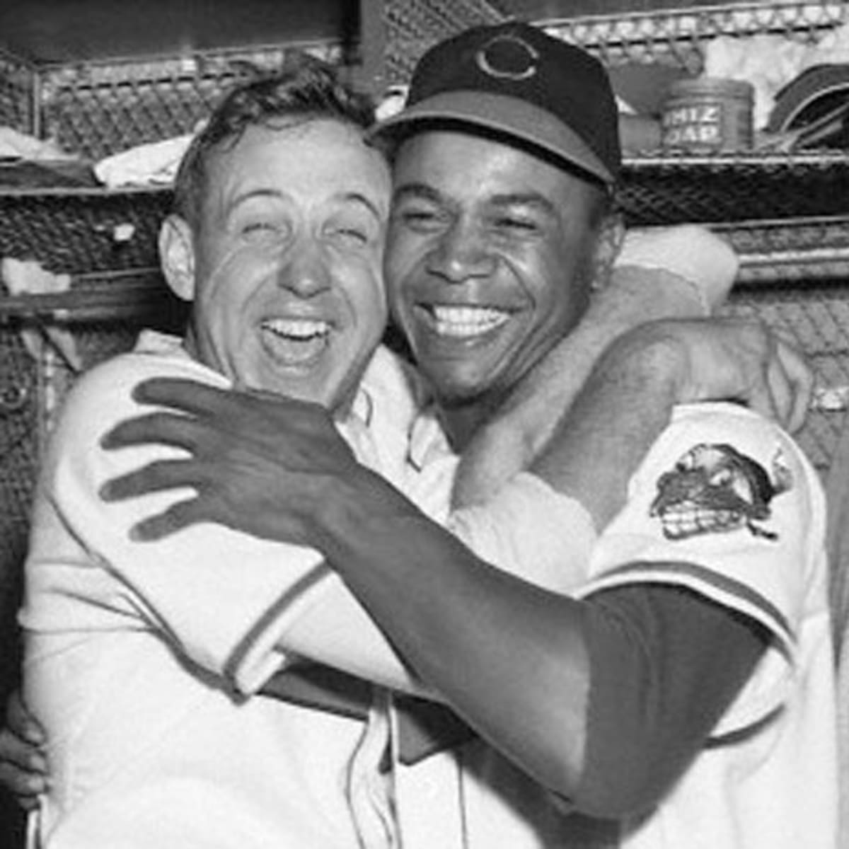 Larry Doby 7-5-1947 Broke Color Barrier Signed Cleveland Indians