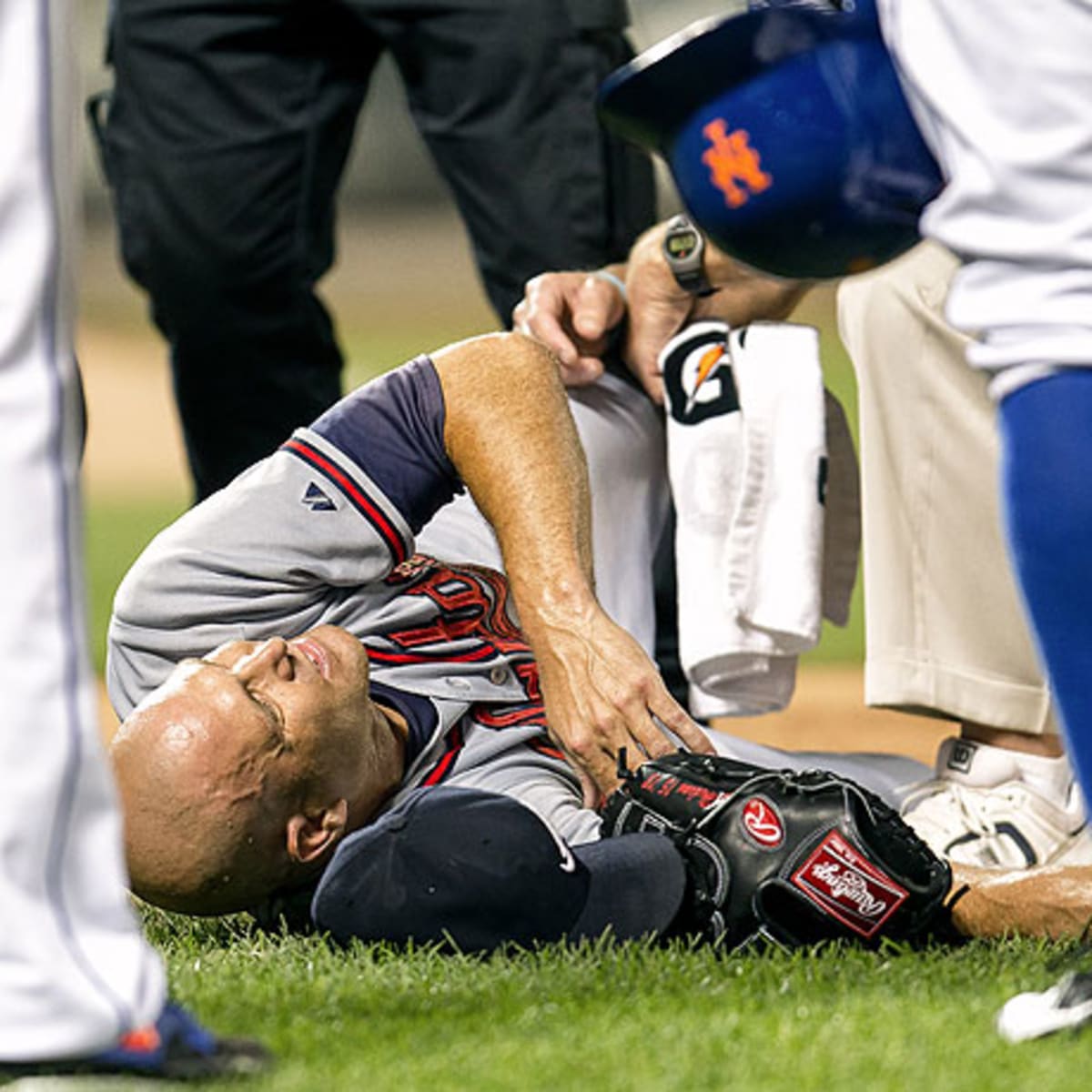 Tim Hudson hopes to return with Braves next year