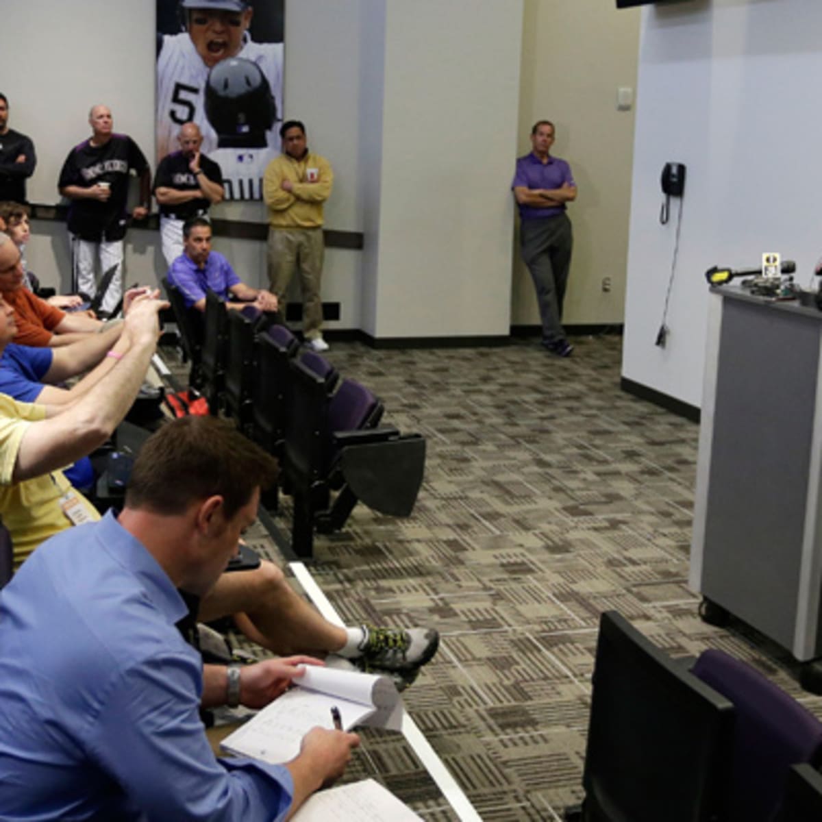 Todd Helton returns to Coors Field with Cooperstown on his mind – 'I'd be  lying if I said I didn't think about it