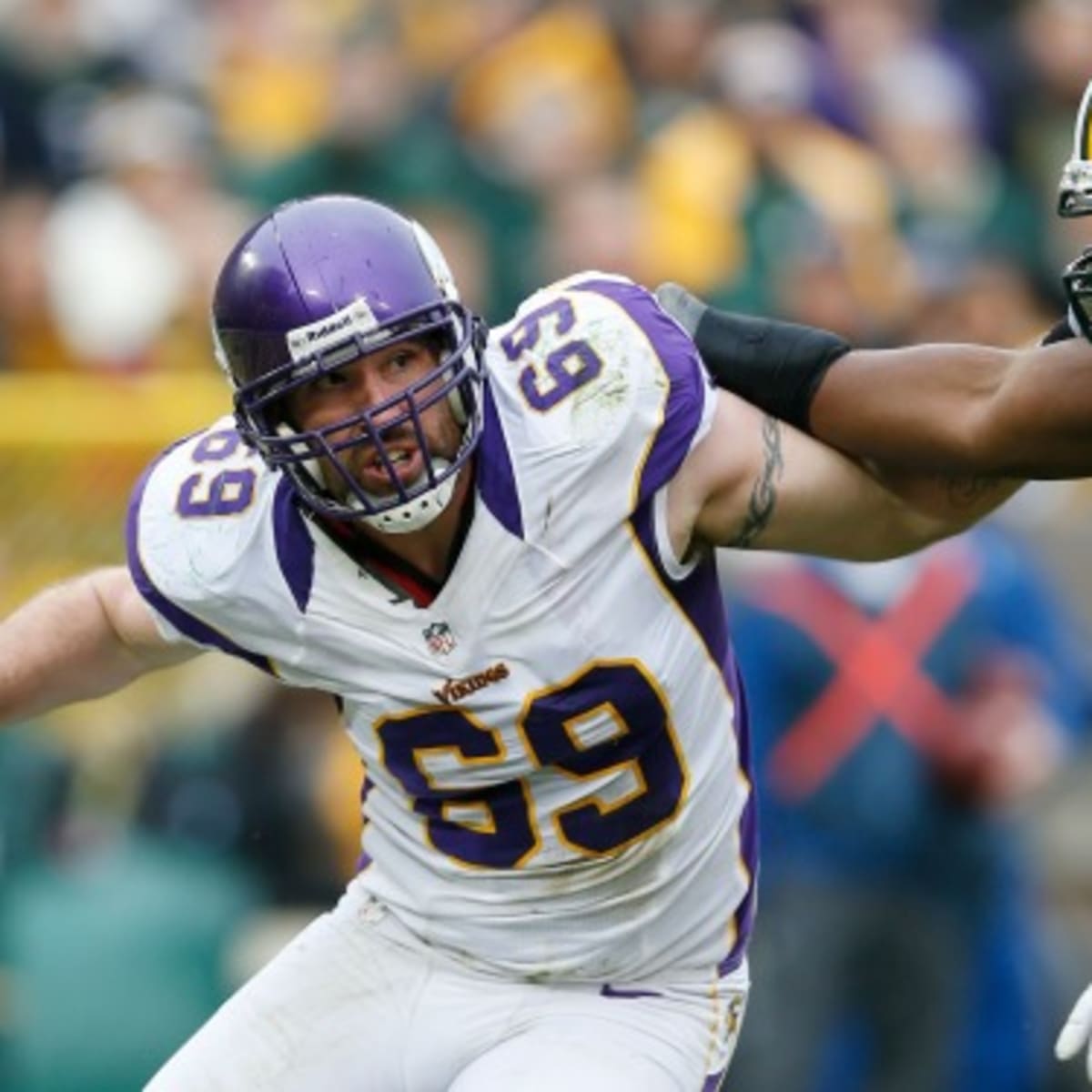 Jared Allen of Minnesota Vikings trims trademark mullet for 'love' - ESPN